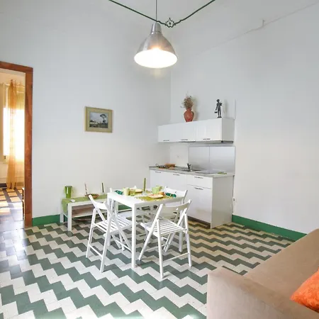 1 Bedroom Amazing In Pizzo (Calabria)